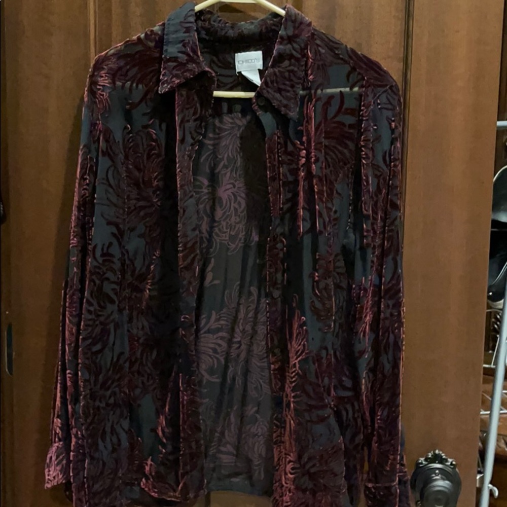 Chico’s 2 Dressy Button Up SHEER